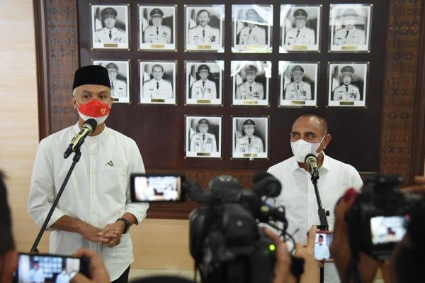 Berkunjung ke Medan, Ganjar Pranowo Silaturahmi dengan Edy Rahmayadi